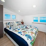 דירה Seaview Family Dubrava *