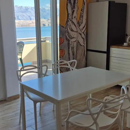 Seaview Family Dubrava باغ