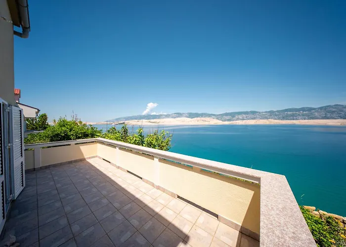 Seaview Family Dubrava Apartment Pag Town